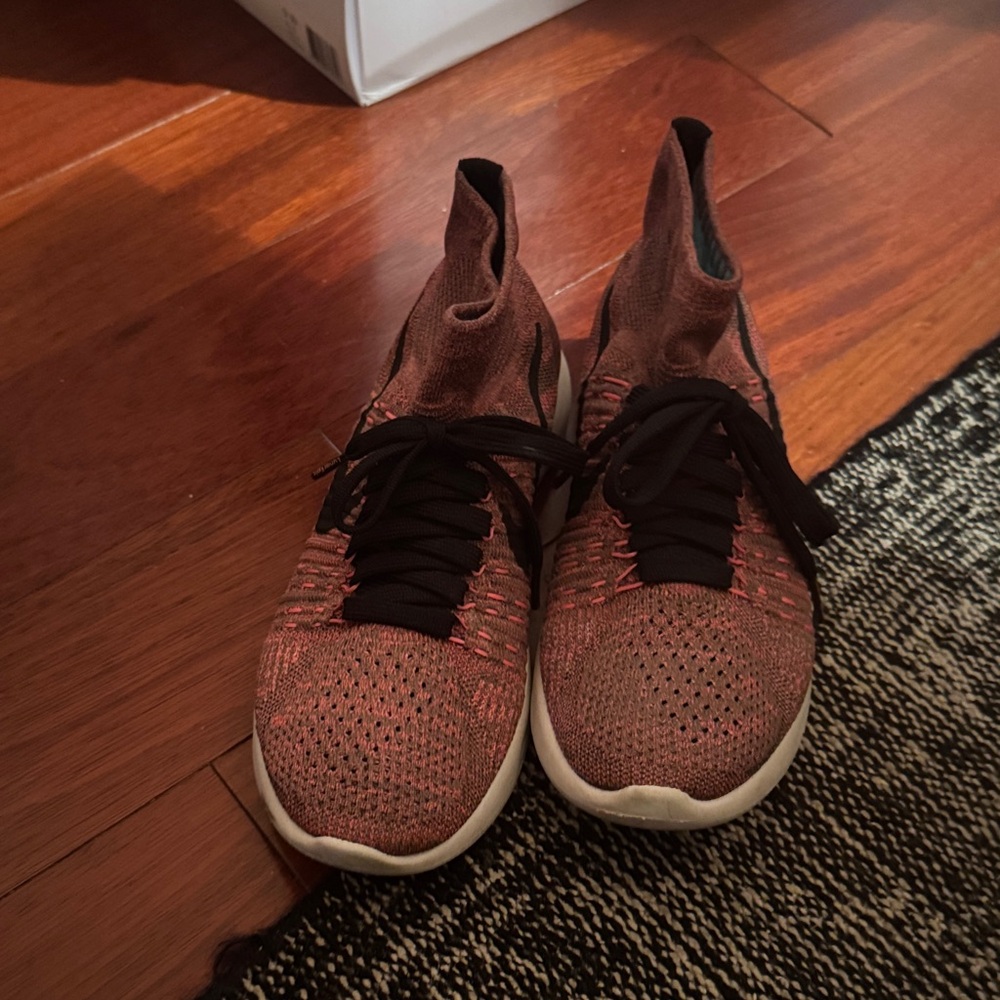 Nike Men's Sneakers in Brown and Black